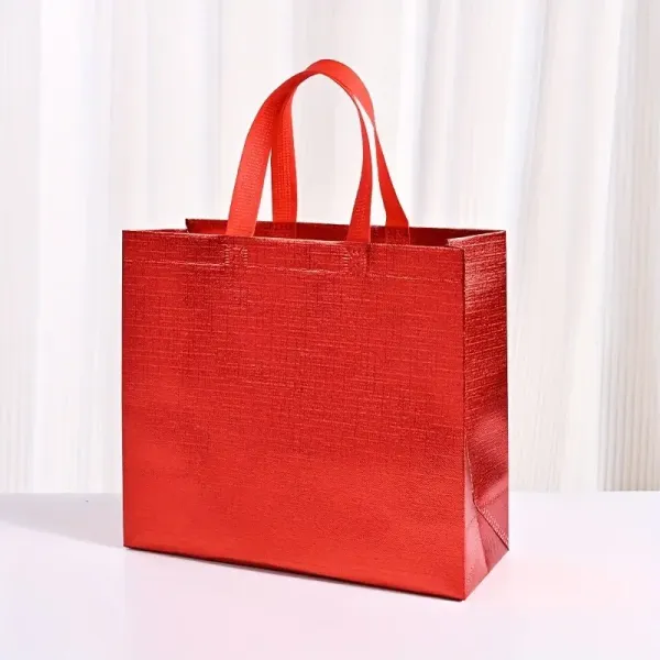 Customizable Non-Woven Colorful Tote Bags, Gift Packaging with Logo and Image Printing, Waterproof Laminated Handle Reusable Laser Handbag for Birthday Parties, Wedding Souvenirs & Anniversary Celebrations